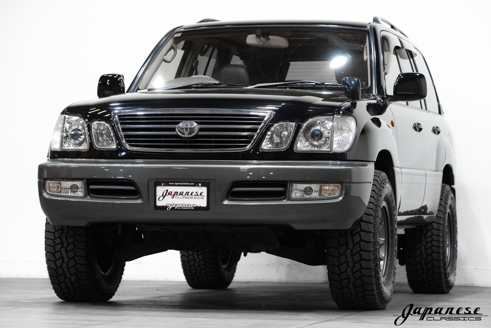 2000 Toyota LC Cygnus V8