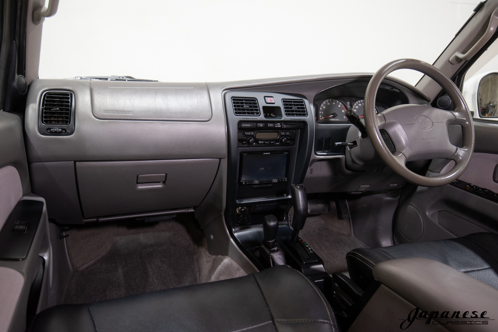 2000 Hilux Surf SSR-V