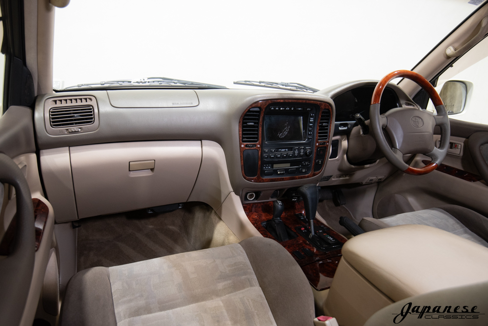 2000 VX Limited Land Cruiser