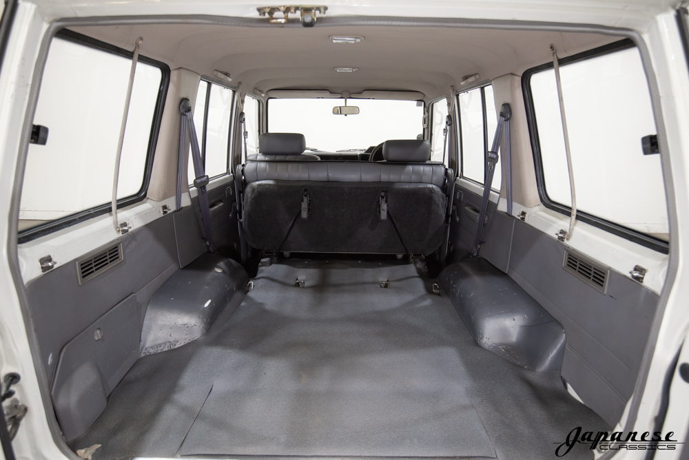 1992 Land Cruiser J77