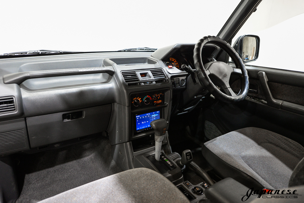 1995 Mitsubishi Pajero Limited