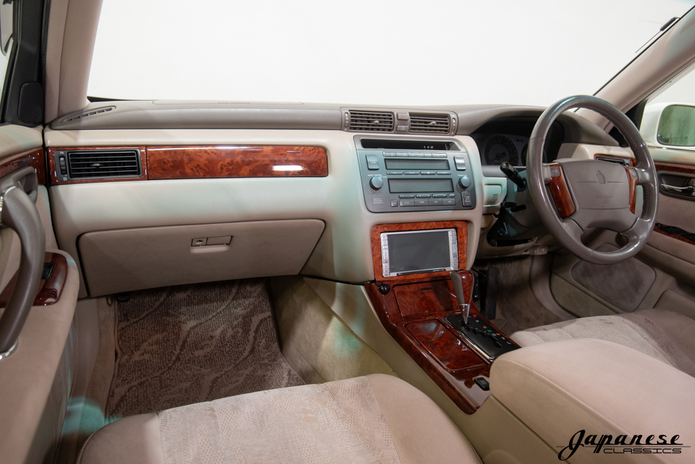 2000 Toyota Crown Athlete V