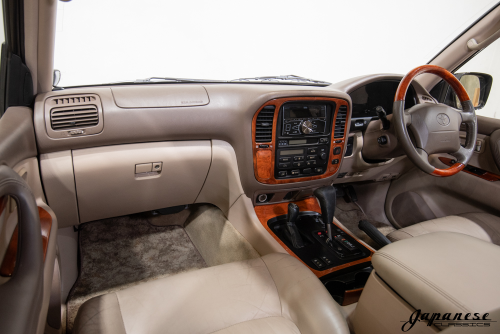 1999 Toyota Cygnus J100