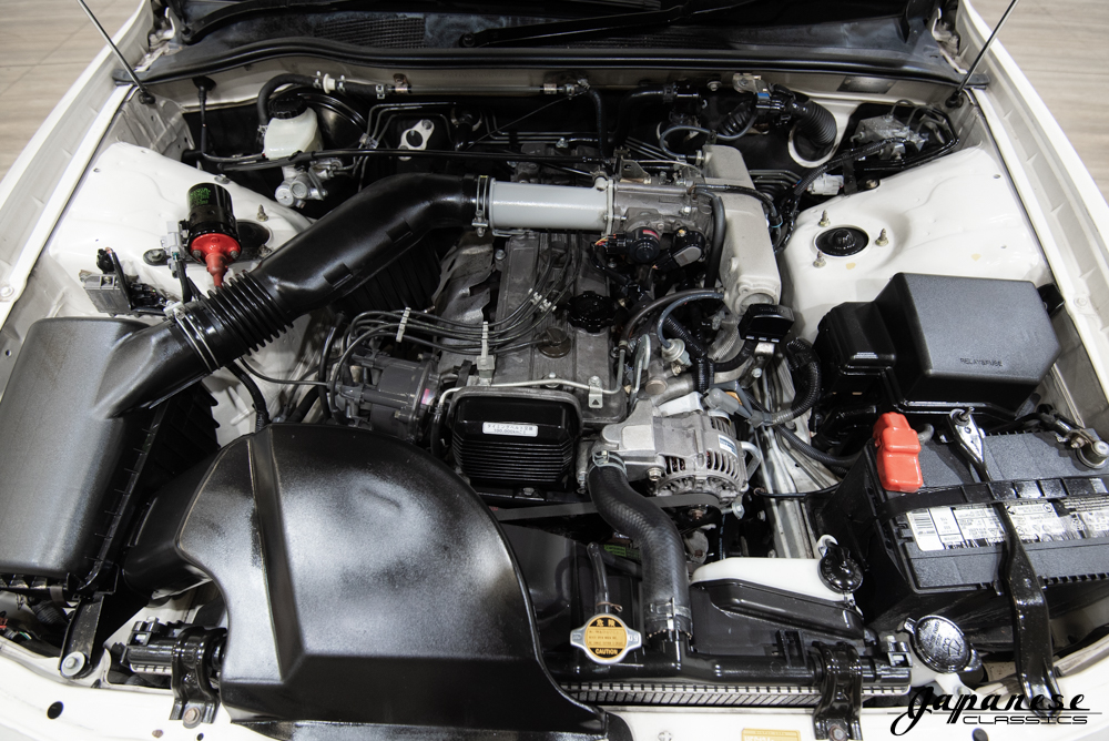 1997 Chaser Avante