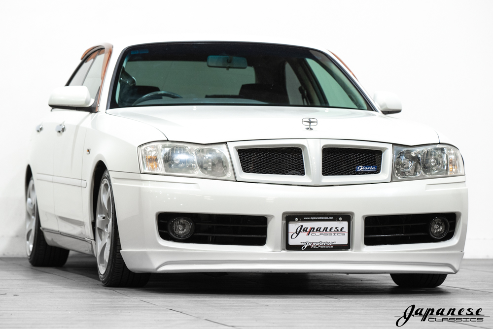 1999 Nissan Gloria 3.0T