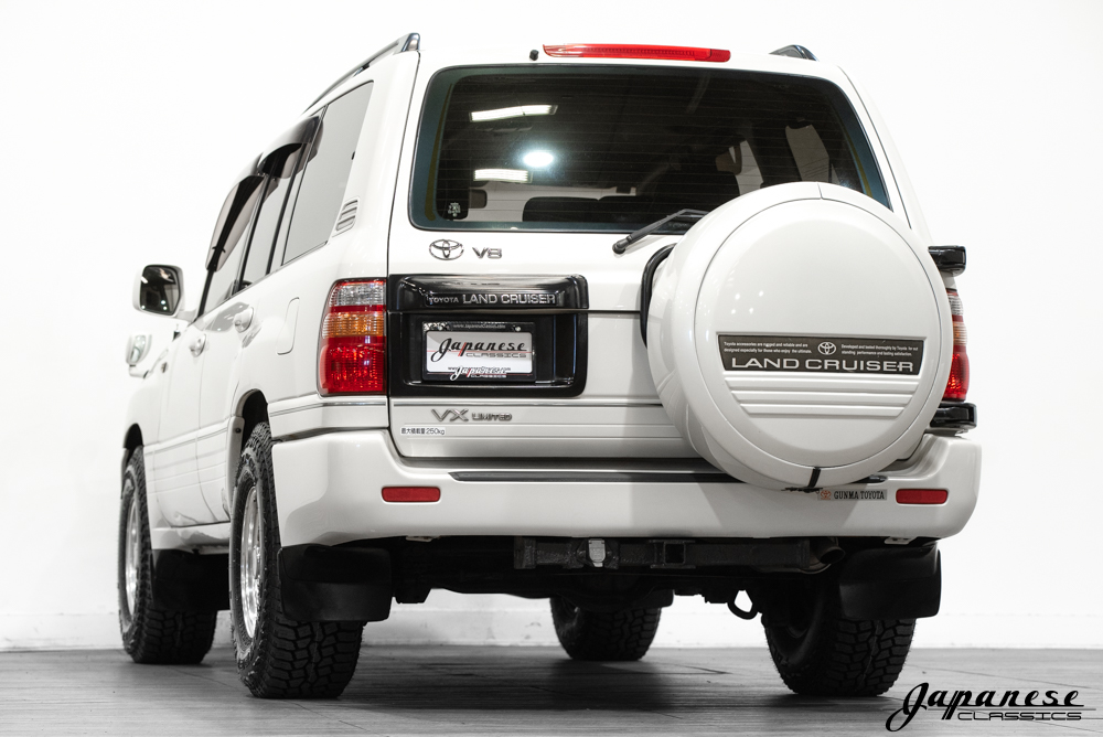 2000 Toyota Land Cruiser J100