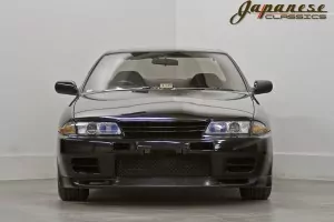 1990 Nissan Skyline GTS-T – Japanese Classics