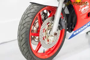 1991 Honda CBR250RR (MC22)