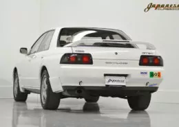 1990 Nissan Skyline GTS-T 4DR
