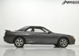 1992 Nissan Skyline GTS-25