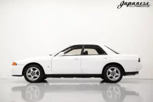 1991 Nissan Skyline GTS-4