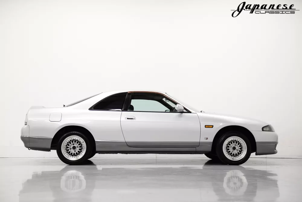 1993 Skyline R33 – Japanese Classics