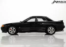 1991 Nissan Skyline AWD Sedan