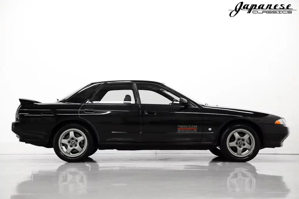 1991 Nissan Skyline R32 Sedan – Japanese Classics