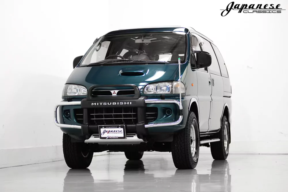 1994 Mitsubishi Delica L400 – Japanese Classics