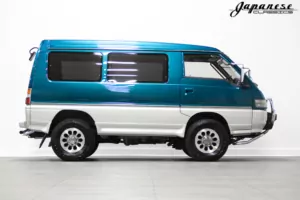1993 Mitsubishi Delica Diesel