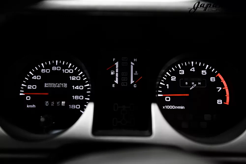 1995 Mitsubishi Pajero JDM car for sale — photo 14 of 25