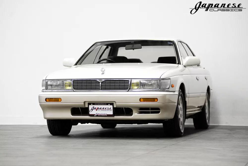NISSAN LAUREL HC33ヘッドライト 本体L側 1992 Nissan Laurel HC33 – Japanese Classics