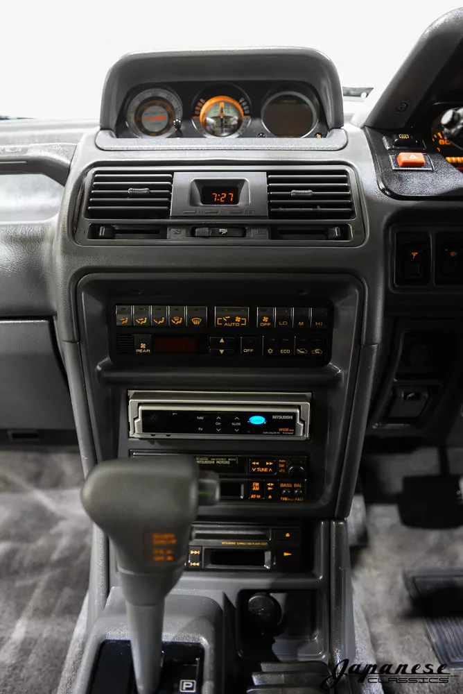 1995 Mitsubishi Pajero JDM car for sale — photo 10 of 25