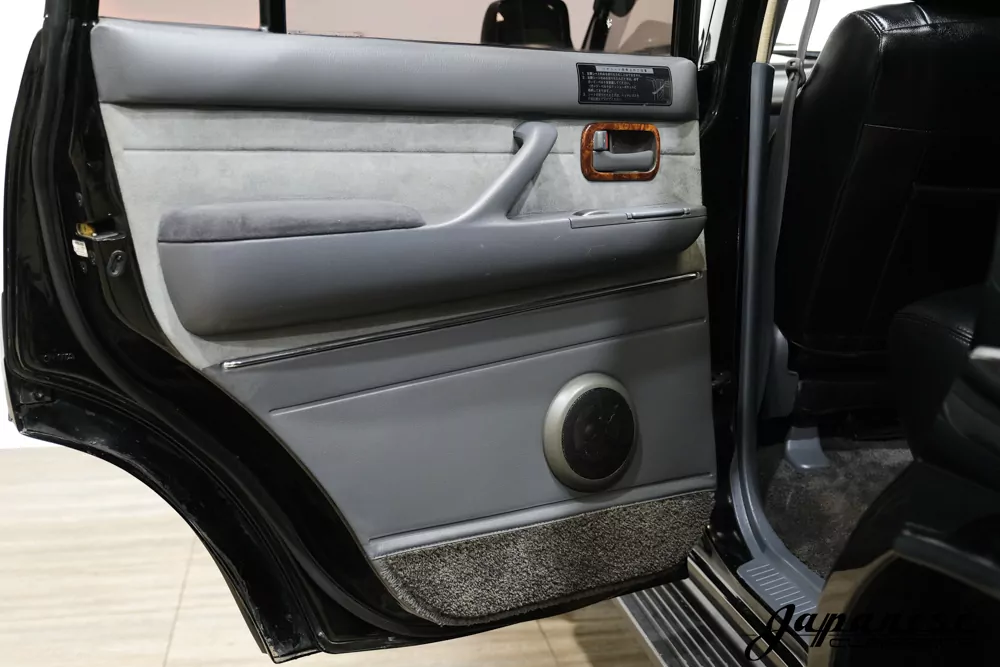 1992 Toyota Land Cruiser JDM car for sale — photo 20 of 25