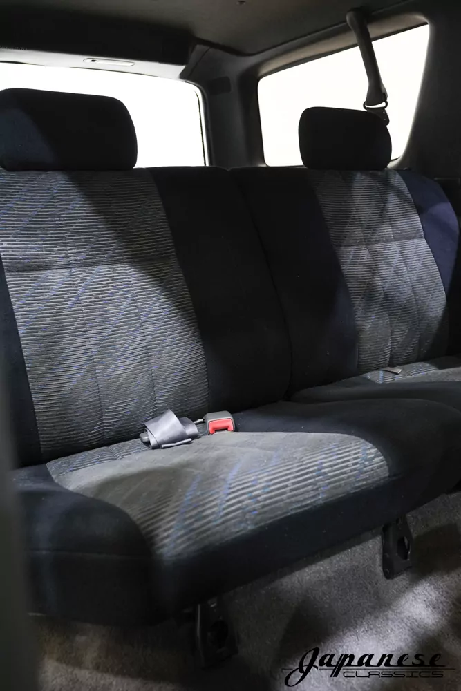 1995 Toyota Hilux Surf JDM car for sale — photo 17 of 25