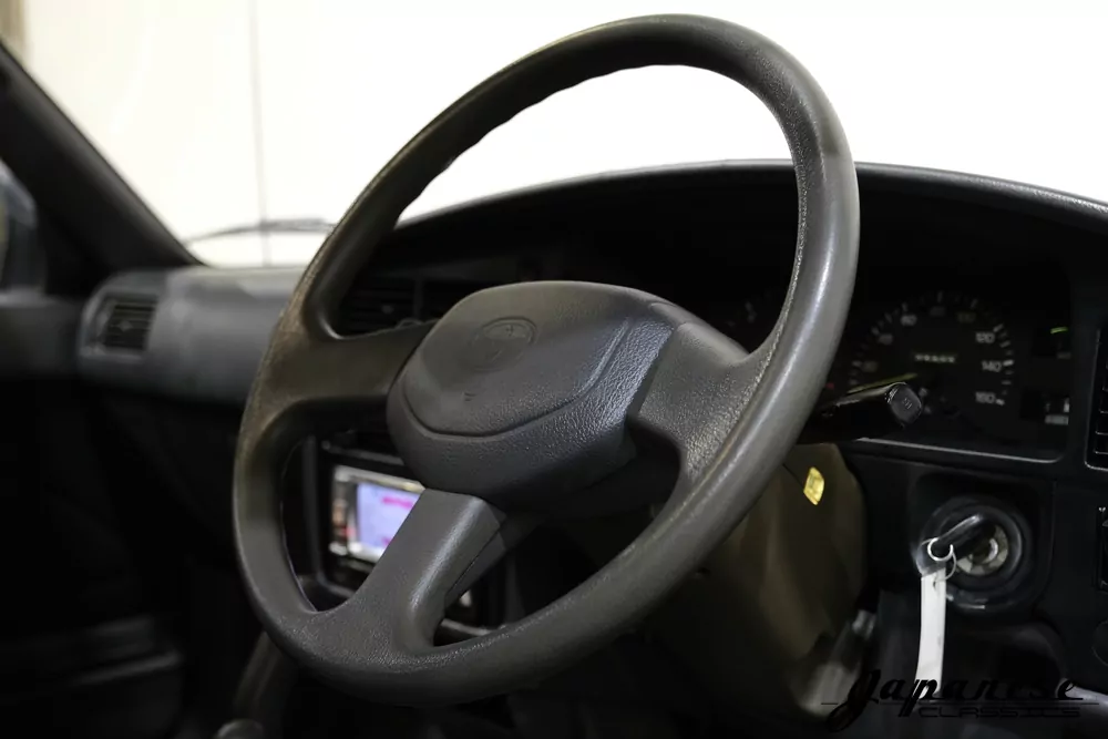 1995 Toyota Hilux Surf JDM car for sale — photo 13 of 25