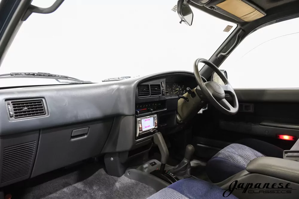 1995 Toyota Hilux Surf JDM car for sale — photo 9 of 25