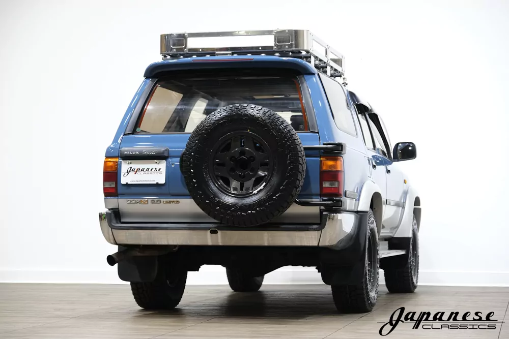 1995 Toyota Hilux Surf JDM car for sale — photo 6 of 25