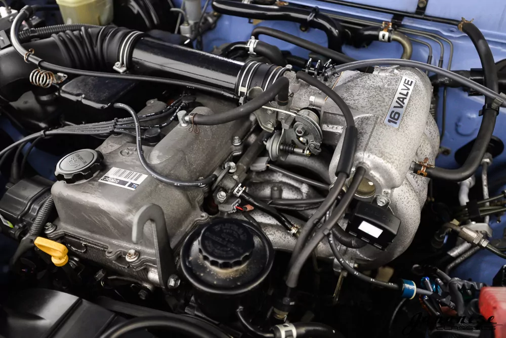 1996 Toyota Hilux Surf JDM car for sale — photo 25 of 25