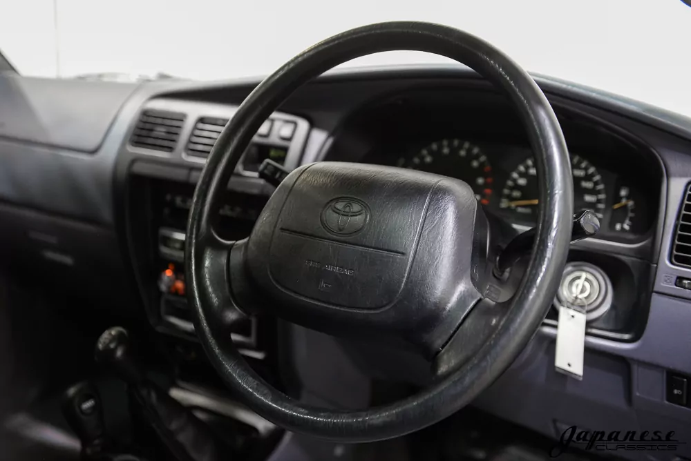 1996 Toyota Hilux Surf JDM car for sale — photo 13 of 25