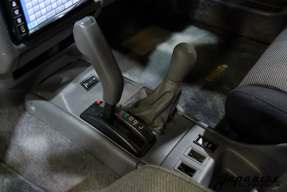 1993 Toyota Hilux Surf JDM car for sale — photo 10 of 25