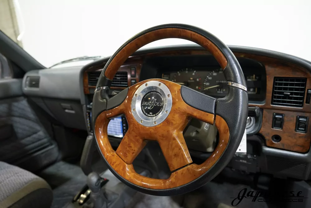 1993 Toyota Hilux Surf JDM car for sale — photo 13 of 25