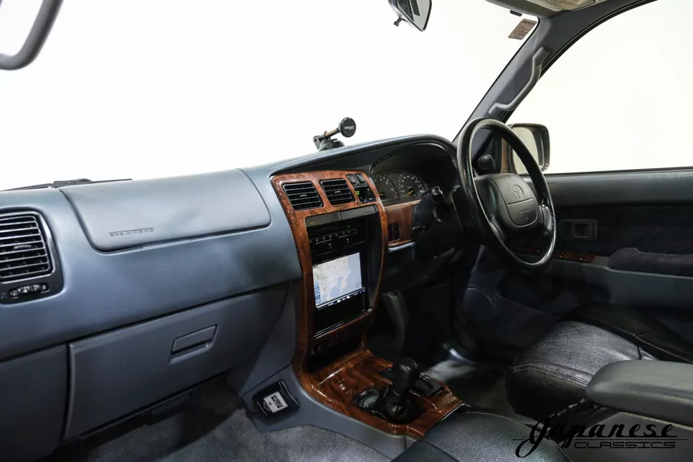 1997 Toyota Hilux Surf JDM car for sale — photo 9 of 25