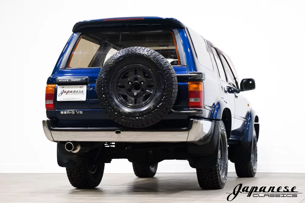 1992 Toyota Hilux Surf JDM car for sale — photo 8 of 25