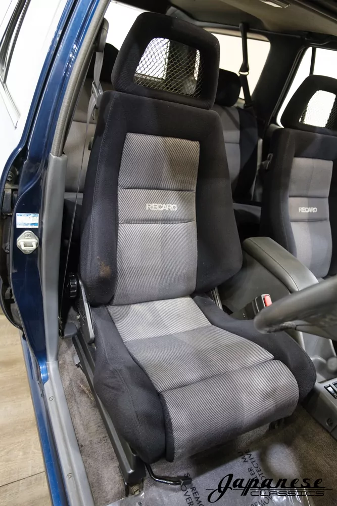1992 Toyota Hilux Surf JDM car for sale — photo 16 of 25