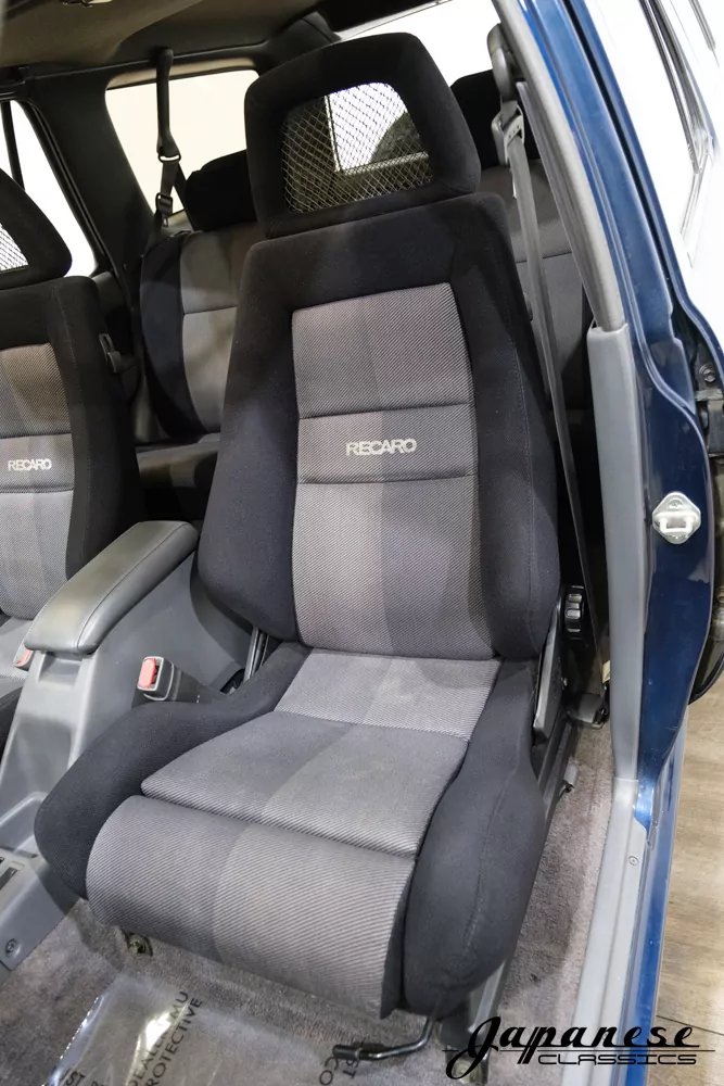 1992 Toyota Hilux Surf JDM car for sale — photo 17 of 25