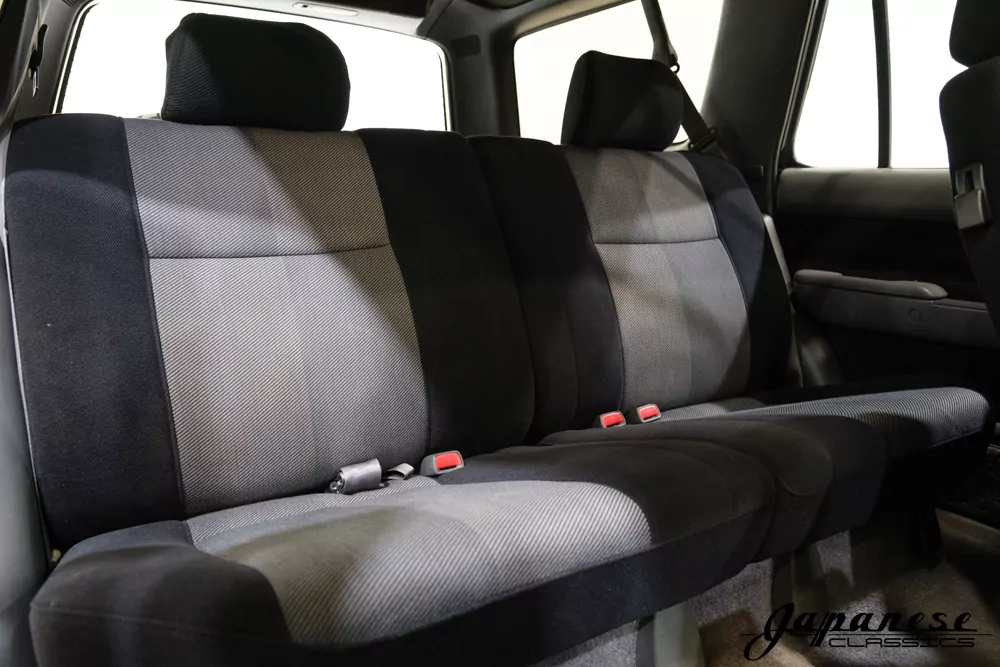 1992 Toyota Hilux Surf JDM car for sale — photo 18 of 25