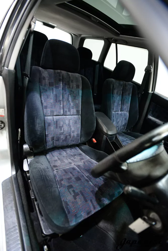 1997 Mitsubishi Legnum JDM car for sale — photo 13 of 25