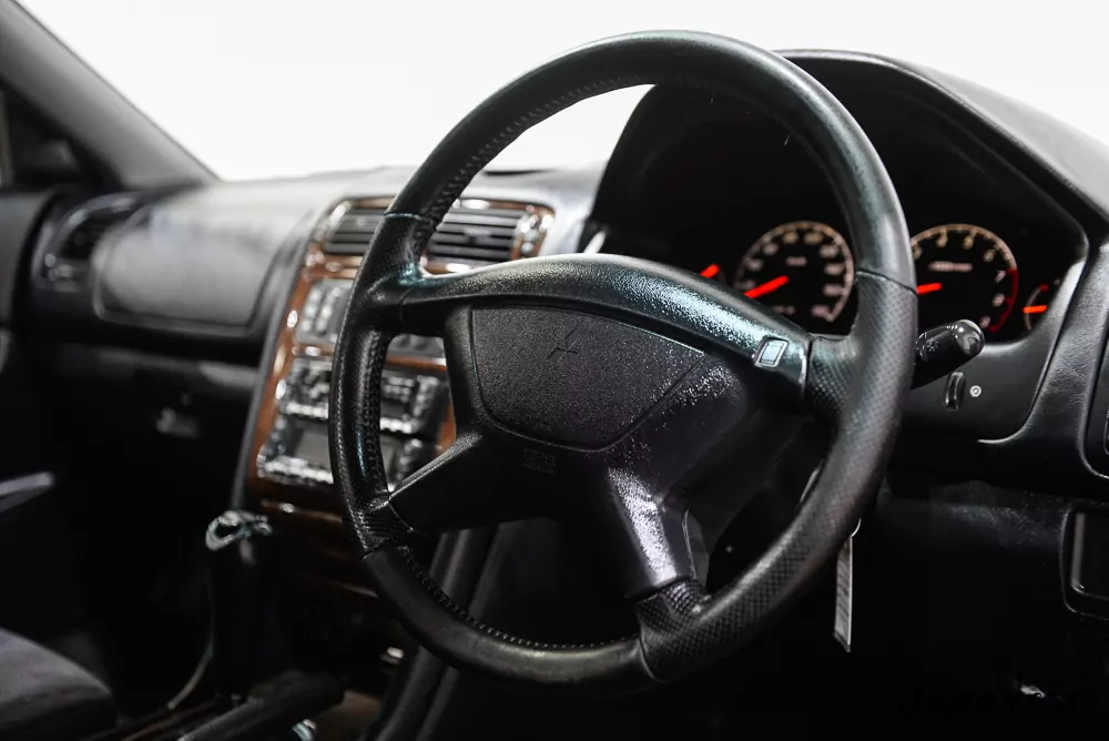 1997 Mitsubishi Legnum JDM car for sale — photo 10 of 25