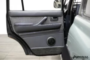 1990 Triple Locked Land Cruiser