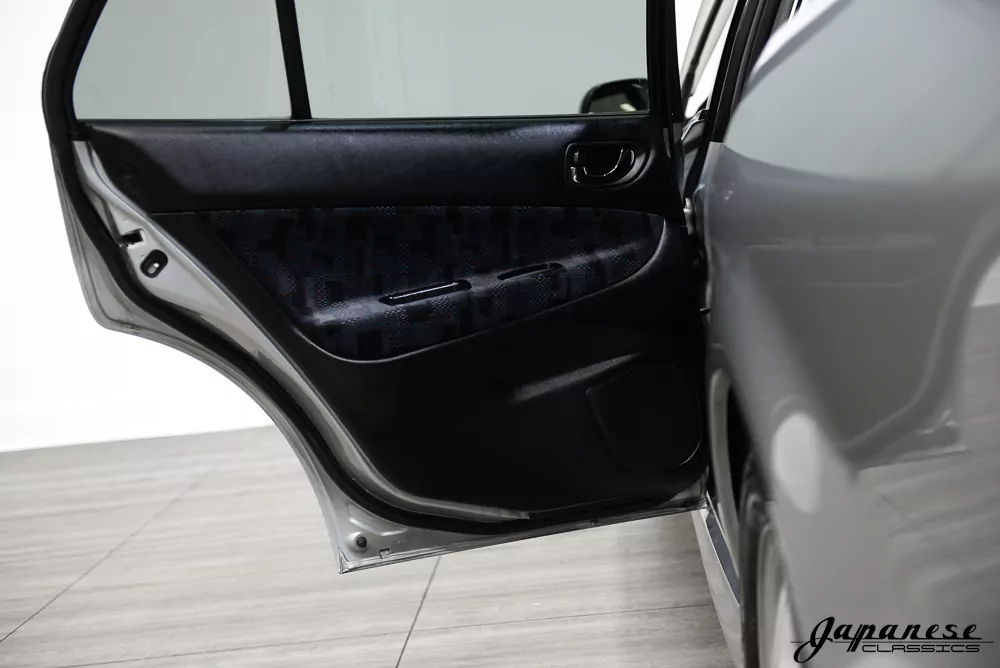 1997 Mitsubishi Legnum JDM car for sale — photo 18 of 25