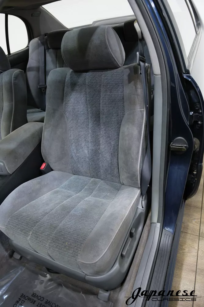 1995 Toyota Aristo JDM car for sale — photo 18 of 25