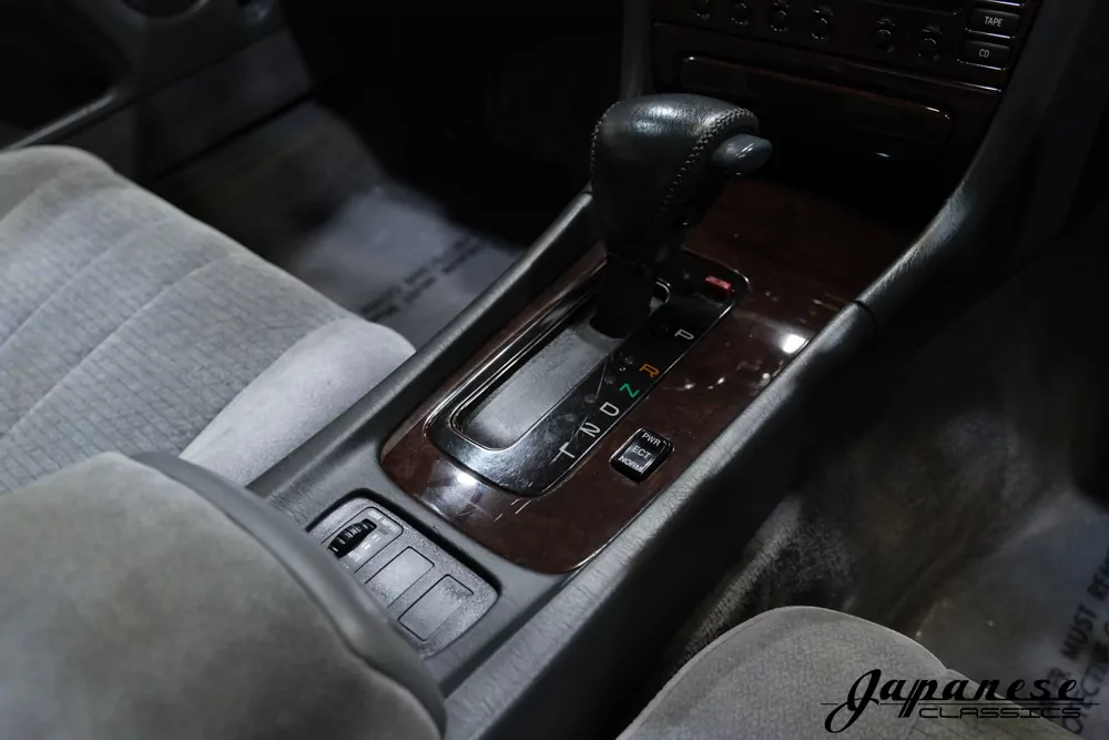 1995 Toyota Aristo JDM car for sale — photo 10 of 25