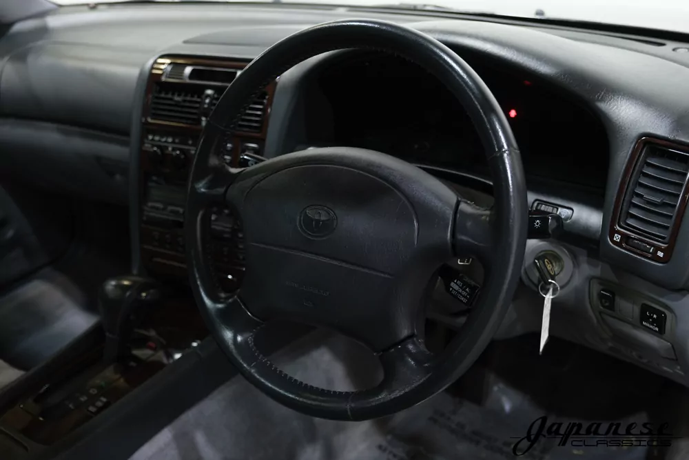 1995 Toyota Aristo JDM car for sale — photo 14 of 25