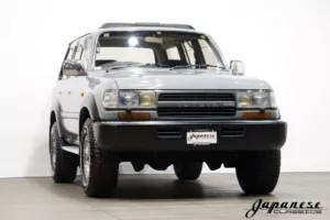 1990 Triple Locked Land Cruiser