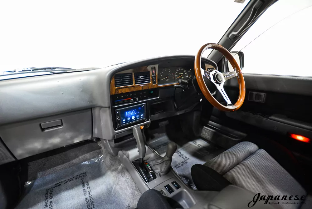 1993 Toyota Hilux Surf JDM car for sale — photo 10 of 25
