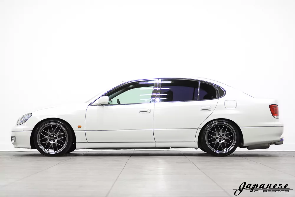 1997 Toyota Aristo JDM car for sale — photo 4 of 25