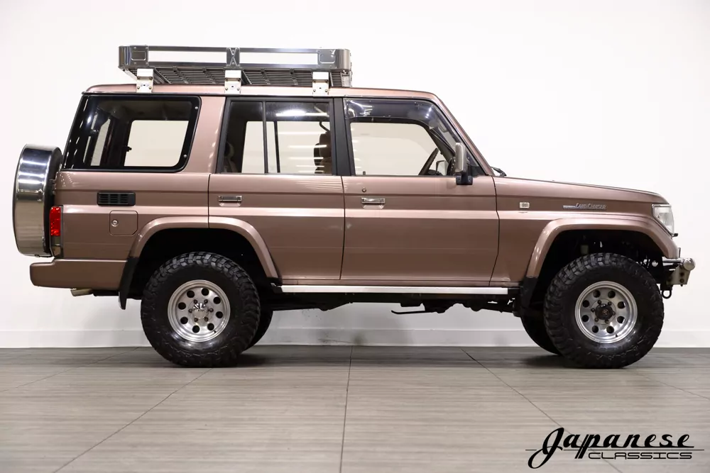 1994 Toyota Land Cruiser JDM car for sale — photo 4 of 25