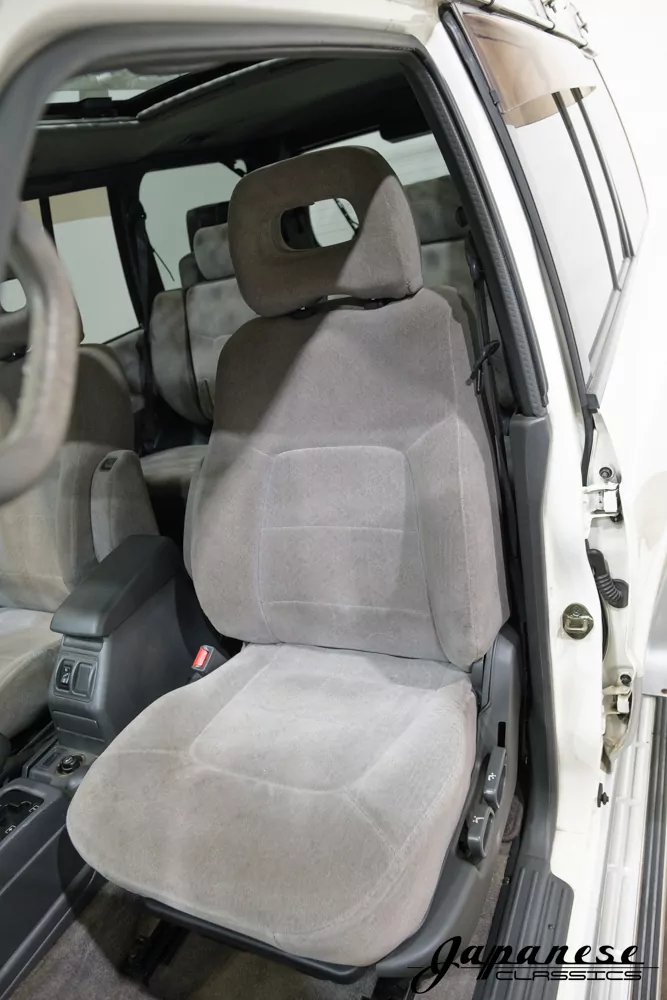 1997 Mitsubishi Pajero JDM car for sale — photo 16 of 25
