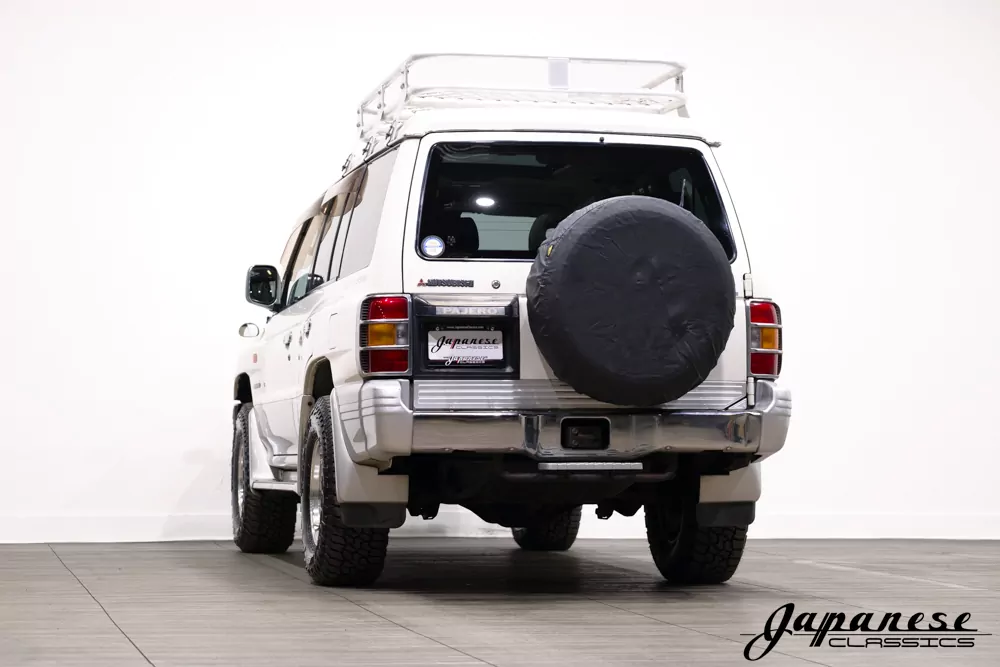 1997 Mitsubishi Pajero JDM car for sale — photo 6 of 25
